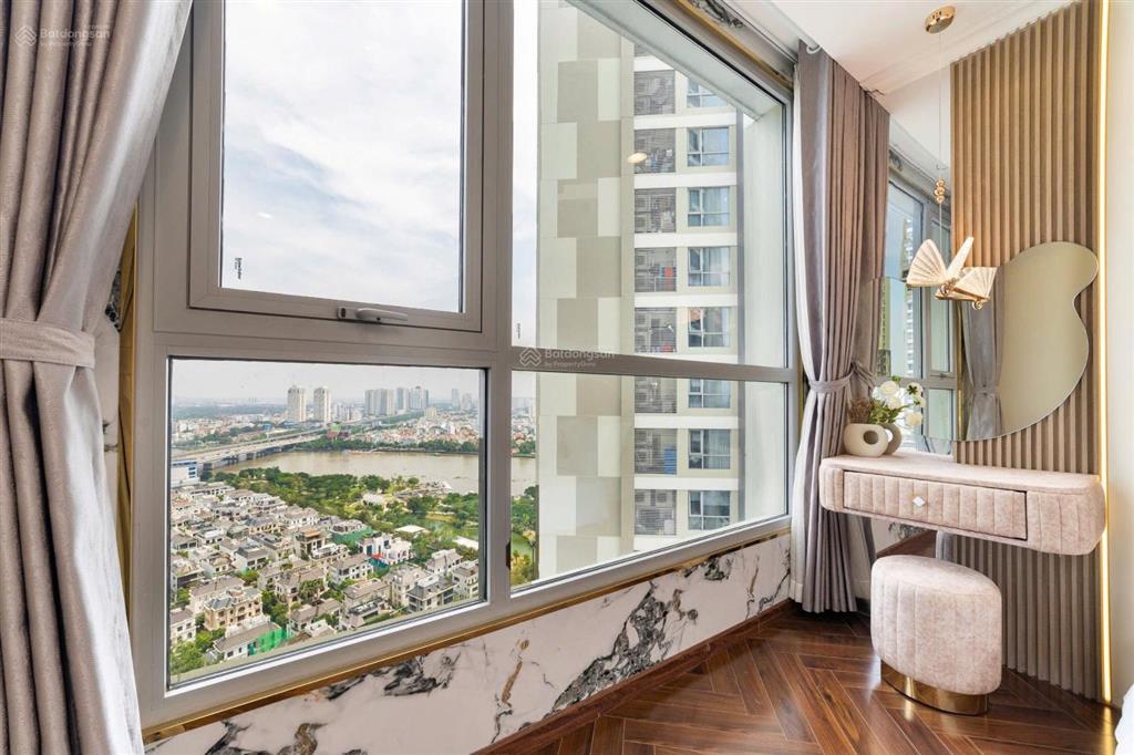 Chủ nhà dễ thương gửi độc quyền cho thuê căn hộ 2pn vinhomes central park. giá tốt