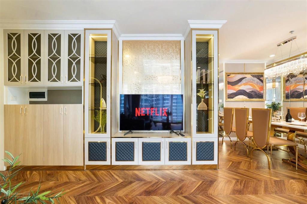 Chủ nhà dễ thương gửi độc quyền cho thuê căn hộ 2pn vinhomes central park. giá tốt