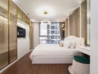 Chủ nước ngoài cho thuê 3pn  115 m2  giá 28 tr  tại vinhome central park thoáng  0964 649 ***