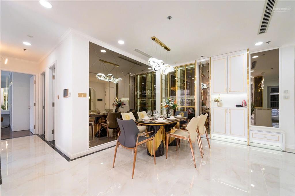 Tôi cần cho thuê cc vinhomes central park, 27 triệu, 115 m2, đầy đủ tiện ích ở bình thạnh, hcm