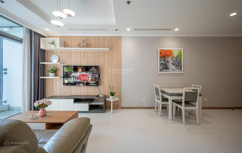 Tôi cần cho thuê căn 2pn, 2wc, 80m2 tại vinhomes central park, 19 triệu, bình thạnh, hcm
