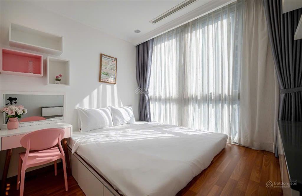 Tôi cần cho thuê căn 2pn, 2wc, 80m2 tại vinhomes central park, 19 triệu, bình thạnh, hcm