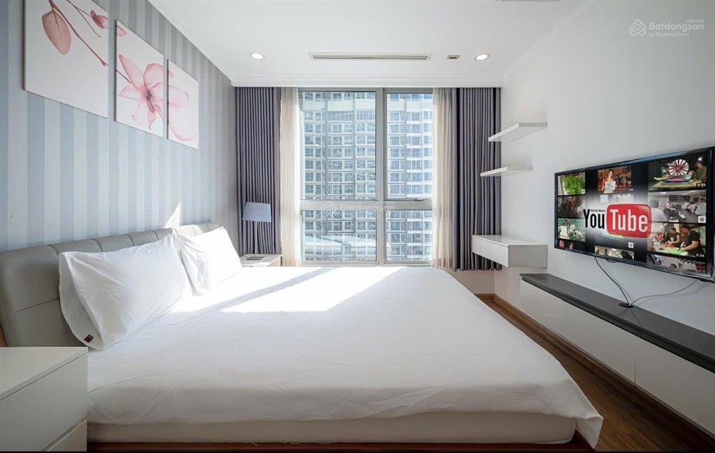 Tôi cần cho thuê căn 2pn, 2wc, 80m2 tại vinhomes central park, 19 triệu, bình thạnh, hcm