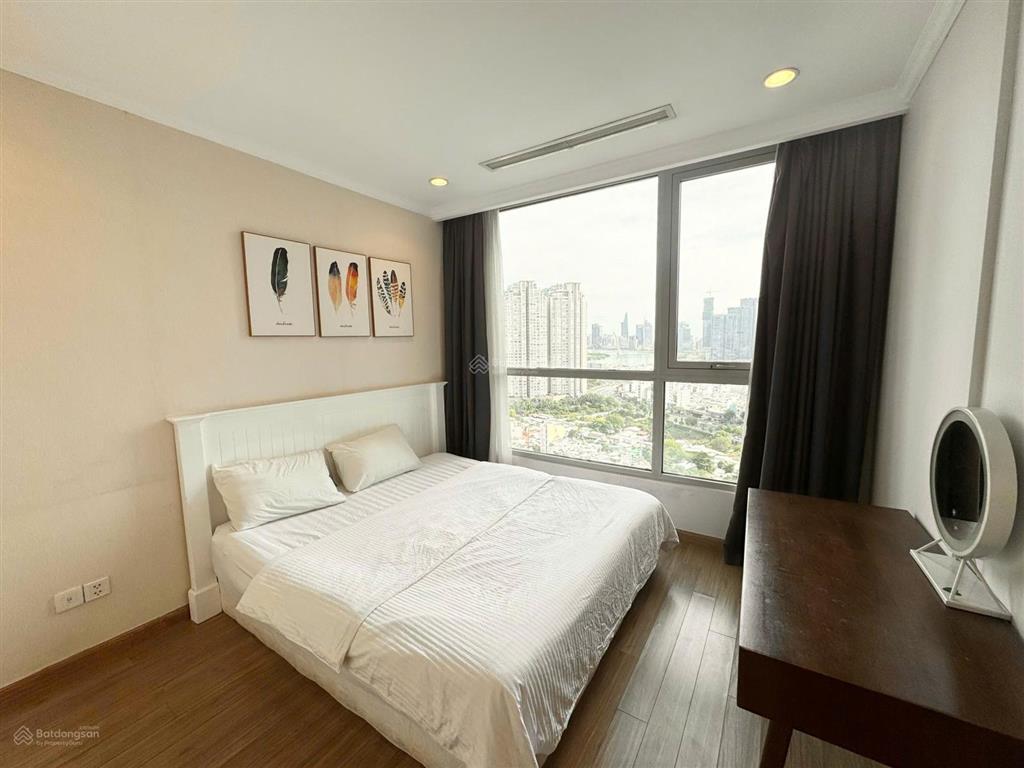 Chính chủ cần sang lại căn hộ 1pn, 54m2, layout đẹp, 2 ban công tại vinhomes central park
