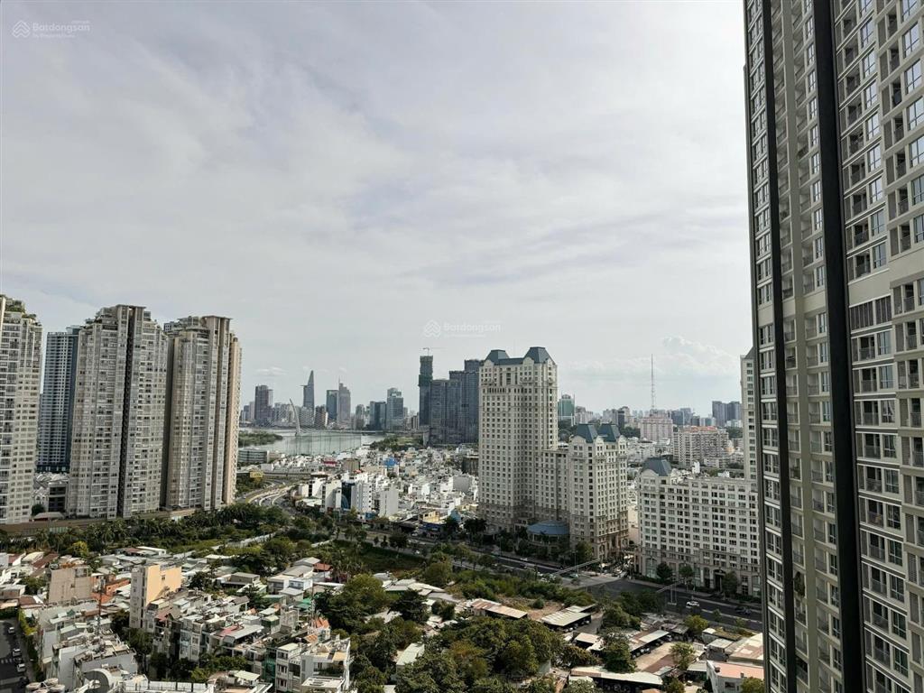 Chính chủ cần sang lại căn hộ 1pn, 54m2, layout đẹp, 2 ban công tại vinhomes central park