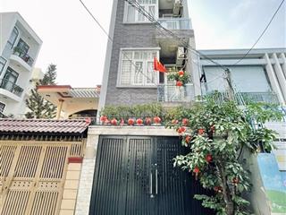 Mặt tiền đường xe hơi khu vip bình thạnh. cách q1 cây cầu. nhà đẹp 5pn 5wc nở hậu công năng tối ưu