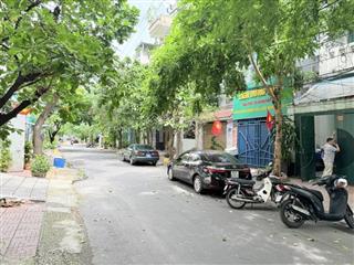Mặt tiền đường nội bộ có vỉ hè cư xá chu văn an.khu đồng bộ xanh sạch đẹp. nhà 6pn 6wc tiện ở và kd