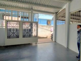 Nhà cấp 4 cách bệnh viện lê văn thịnh 500m. giá tốt nhất khu vực. nhà tiện ở ngay hoặc cho thuê tốt