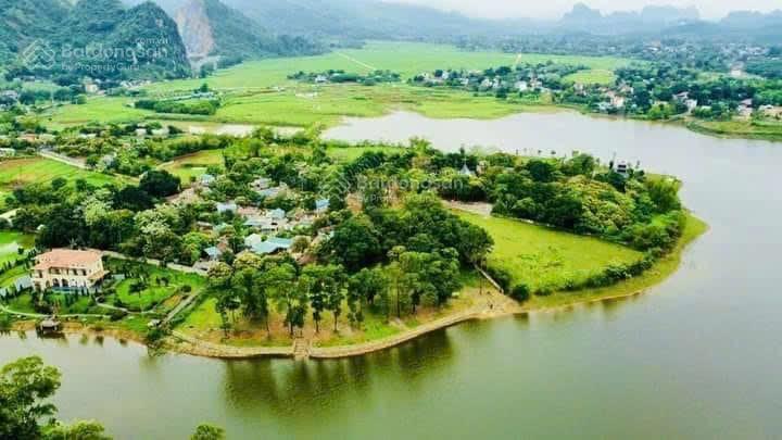 Cần bán đất mặt hồ đồng chanh lương sơn hoà bình 4800m2 có 1000m2 đất ở