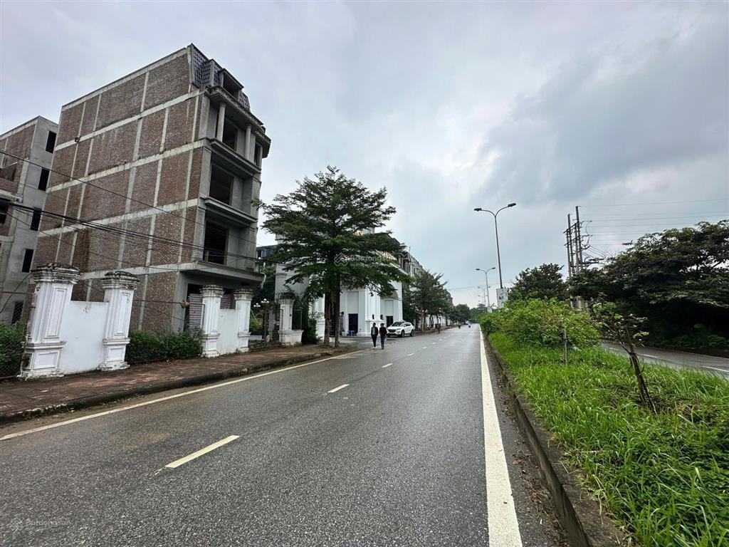 Bán lô đất tái định cư thiên mã, diện tích 97,5m, hướng nam, sẵn sổ giao dịch, giá 39tr/m2