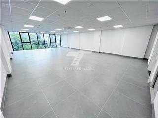 Bán tòa nhà văn phòng trần thái tông doanh thu 200 triệu/tháng