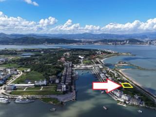 Bán đất nền mặt biển hạ long, mặt bãi biển, cạnh bến du thuyền quốc tế, dt 700m2, giá 48,9 tỷ