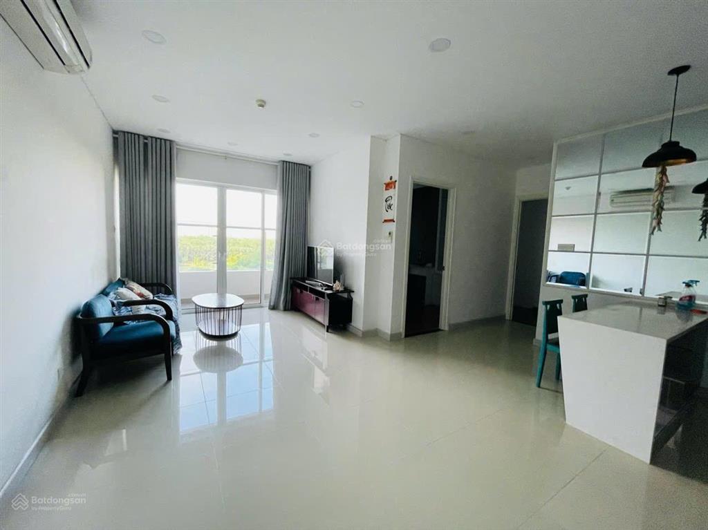 Chính chủ bán căn hộ dragon hill 2 75m2 3ty9. 0938 985 ***
