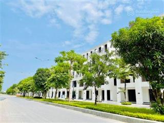 Chính chủ đổi nhà cần bán căn shop vị trí đẹp đường to 6 làn xe chỉ 18,x tỷ
