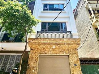Bán nhà phân lô vip mạc thái tổtrung kính ô tô tránh vỉa hè rộng 7 tầng 65m2 thang máy kd sầm uất