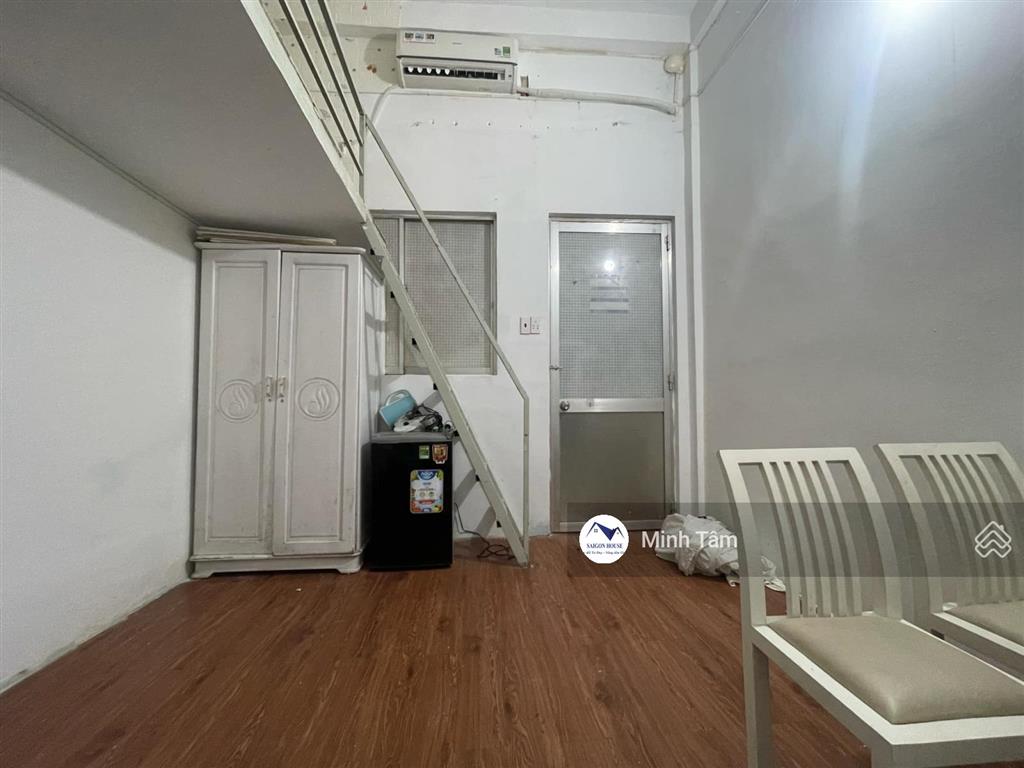 Cho thuê phòng đầy đủ tiện nghi 3 nguyễn sơn hà, q3 giáp q1. giá 4 tr/th