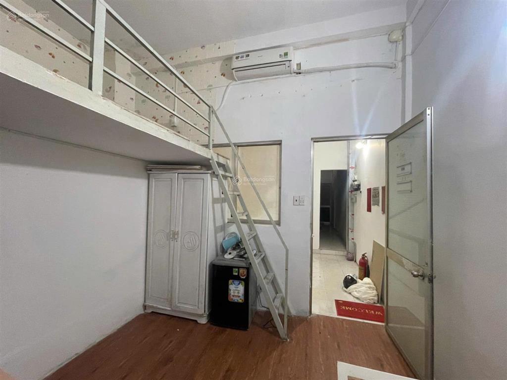 Phòng 03 nguyễn sơn hà, p5, quận 3. cách cao thắng 20m, ntmk 100m, võ văn tần 40m