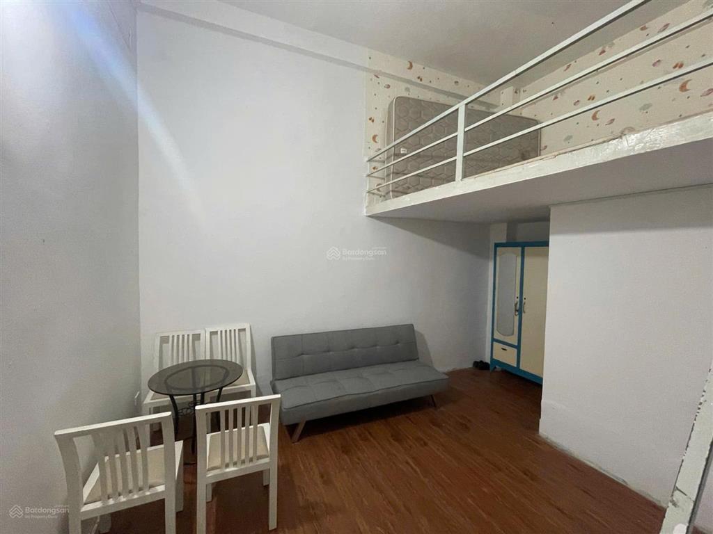 Phòng 03 nguyễn sơn hà, p5, quận 3. cách cao thắng 20m, ntmk 100m, võ văn tần 40m