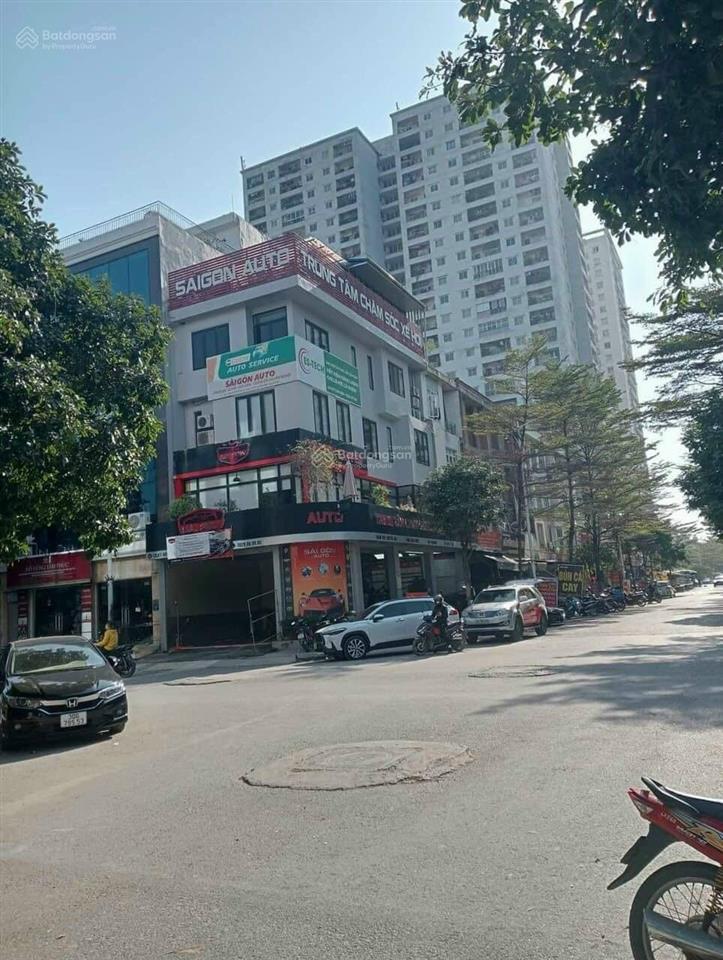 Bán gấp liền kề 135m2, mt 10m, giá 30 tỷ nhà hoàn thiện, ngay đường 22m.  0963 689 ***