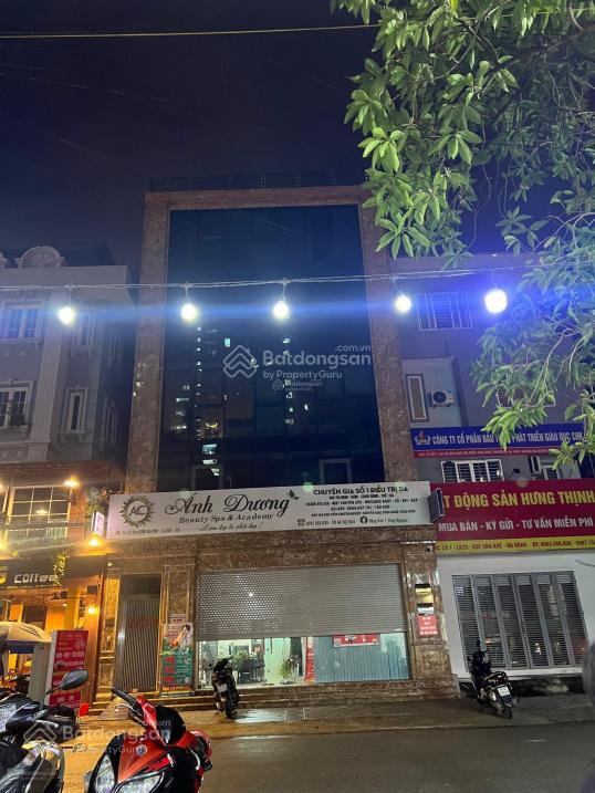 Bán gấp liền kề 135m2, mt 10m, giá 30 tỷ nhà hoàn thiện, ngay đường 22m.  0963 689 ***