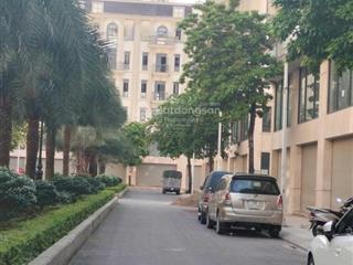 Bán gấp him lam vạn phúc lô góc mặt đường siêu đẹp giá 4x tỷ ba mặt tiền siêu đẹp.  0963 689 ***