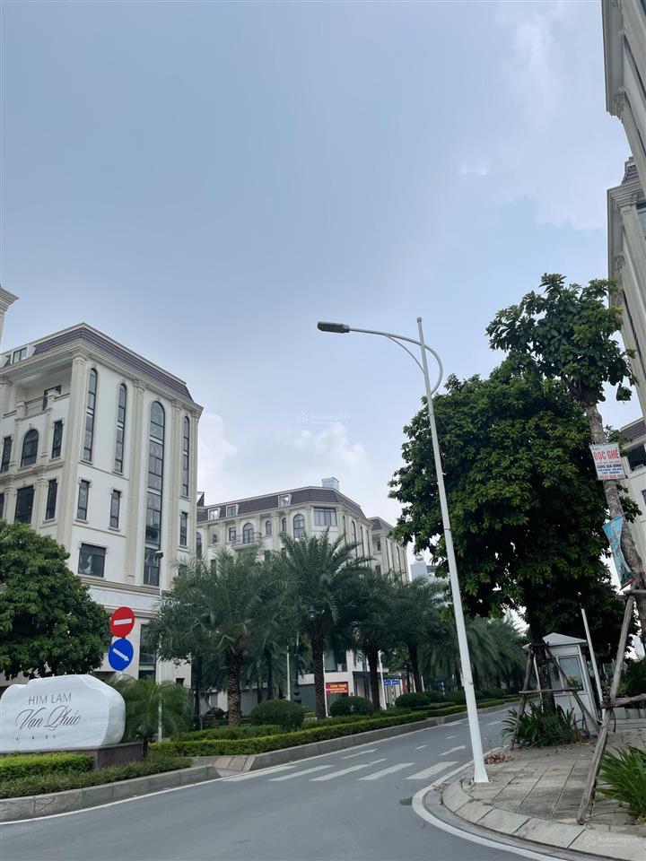 Bán căn mặt đường tố hữu him lam vạn phúc nhỉnh 42 tỷ xây full 7 tầng.  0963 689 ***
