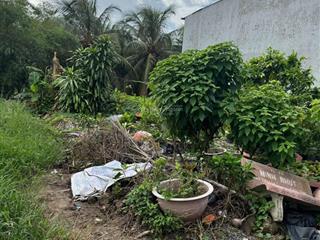Bán đất xã tân quy tây, sa đéc, đồng tháp 82m2 gía 700 triệu có thương lượng  0903 969 ***bảo ngọc