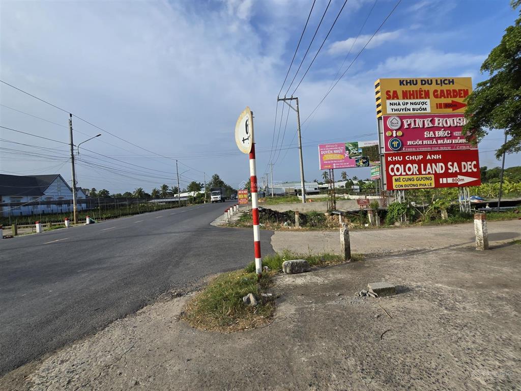 Bán nhà vào khu du lịch nhà úp ngược, xã tân khánh đông, sa đéc, đồng tháp