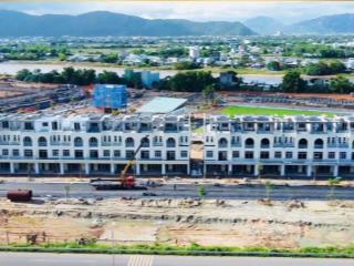 Bán 2 lô mặt tiền đường 50m giá chỉ 1,2 tỷ