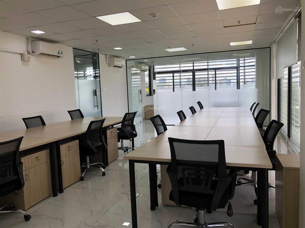 Văn phòng đại diện  giá 1,200,000đ/tháng.  0909 071 *** mr. thành phát