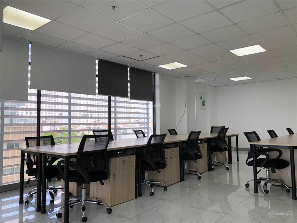 Văn phòng đại diện  giá 1,200,000đ/tháng.  0909 071 *** mr. thành phát