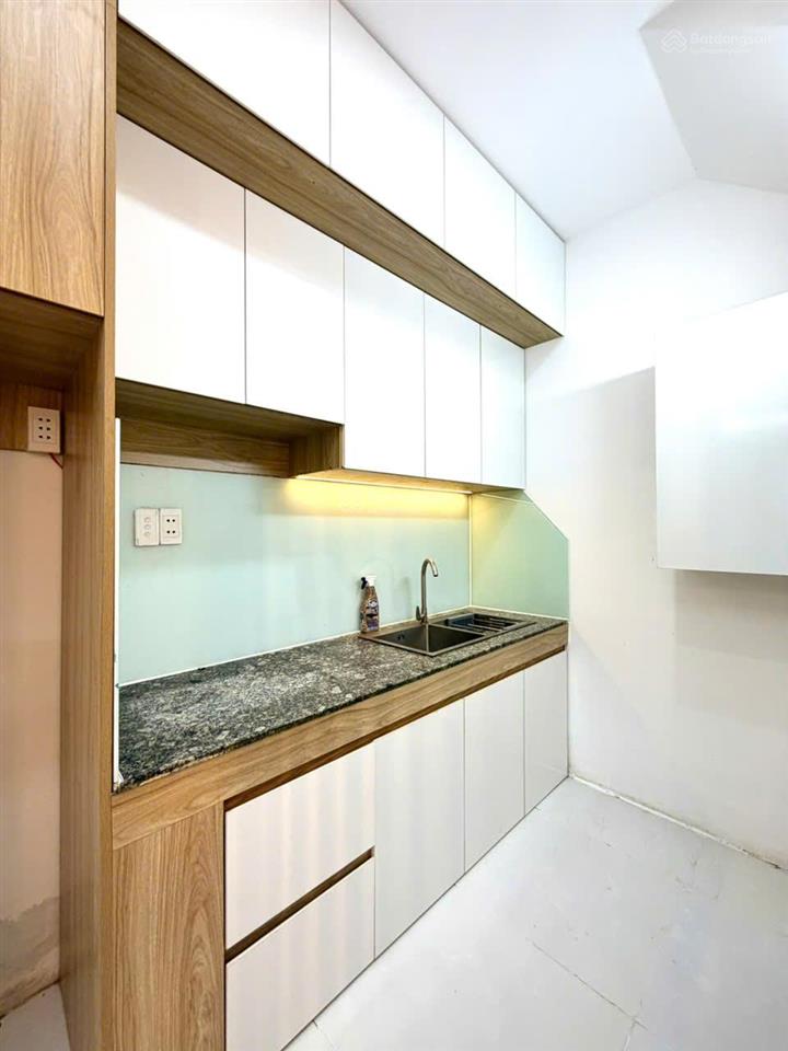 Nhà full nội thất, nhà mới đẹp 2pn2wc ngay khu đông dân 655tr đường lớn oto vào tận ngõ