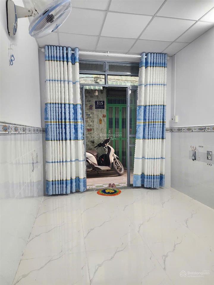 Căn nhà nhỏ 430tr, 3x7m 1 trệt 1 lầu, như hình 100% kdc đông, gần chợ gần bệnh viện