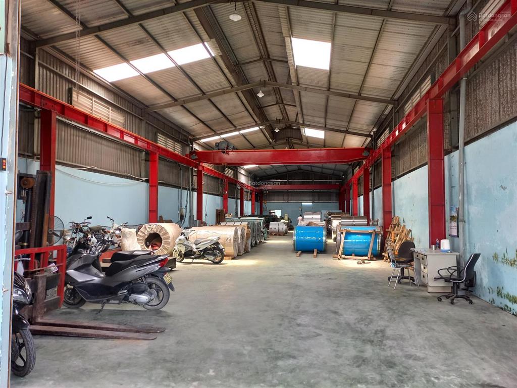 Chính chủ bán xưởng 600m2 xây full có văn phòng, đường 16m container