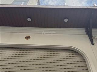 Hoa hồng 1% bán nhà 1/ dương thiệu tước, 1 trệt 1 lầu + sân thượng, giá 5.25 tỷ