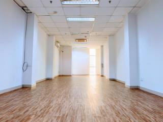 Văn phòng quận 1 dt 57m2 ngay cv lê văn tám chỉ 15tr
