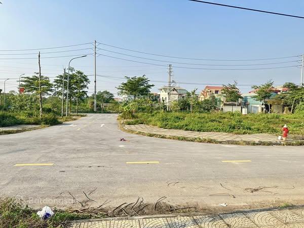 Gia chủ cần bán gấp lô 75m khu khánh tân sài sơn. giá đầu tư.  0985 242 ***