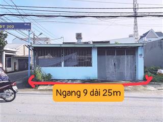 Chính chủ bán nhà góc 2mt đường nguyễn thị sáng, đông thạnh hóc môn dt 9mx25m đang thuê 18tr/tháng