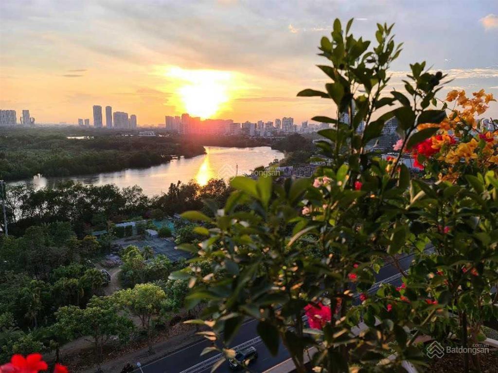 Bán căn hộ mỹ phát 132m2 3 phòng view thoáng 10,9tỷ 0919 949 ***