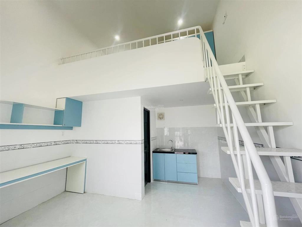 Chính chủ, cho thuê mini house máy lánh, sân vườn, sân đậu oto  giá 2tr800k