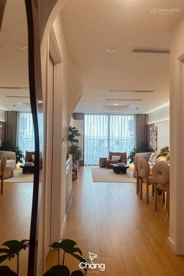 Bán căn hộ chung cư sunshine city, 106m2 3pn, 2wc, nhỉnh 8 tỷ xx. có slot ô tô