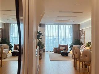 Bán căn hộ chung cư sunshine city,106m3pn, 2wc,nhỉnh 8 tỷ xx . có slot oto.