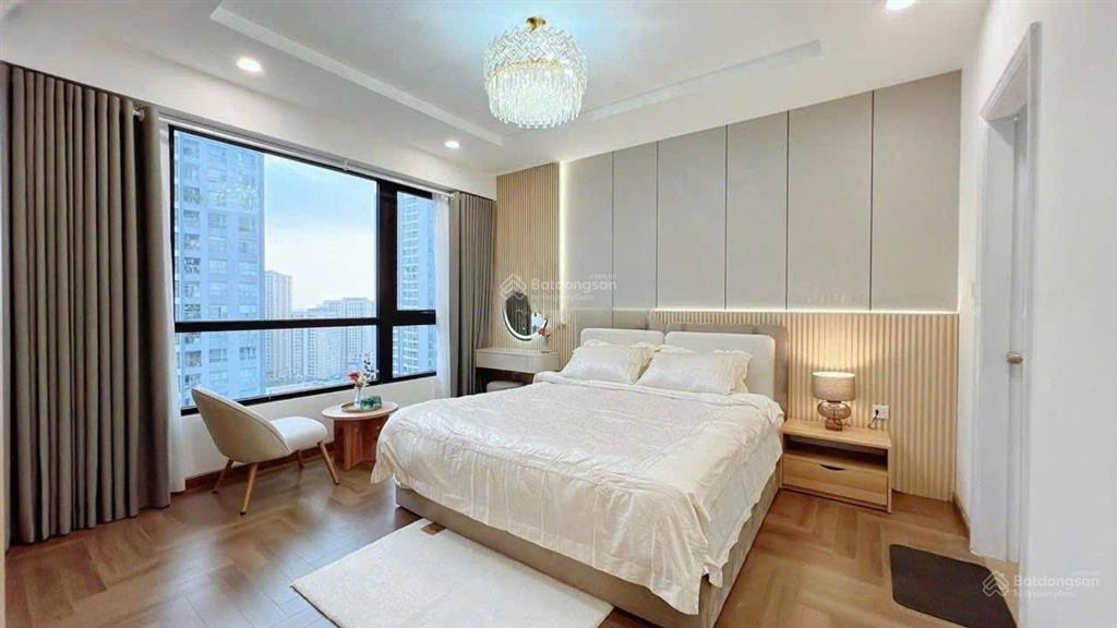 Em cho thuê cc the nine 2pn giá 18tr/tháng, nội thất đẹp, có slot ô tô