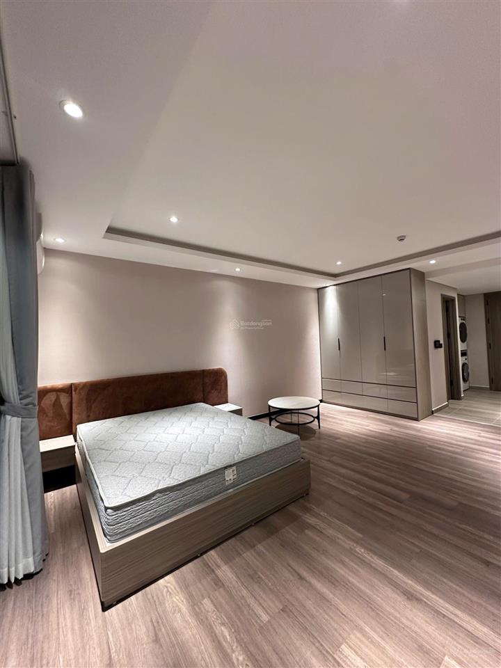 Em cho thuê soho heritage 2pn giá 20tr/th full đồ, nội thất đẹp, có slot oto