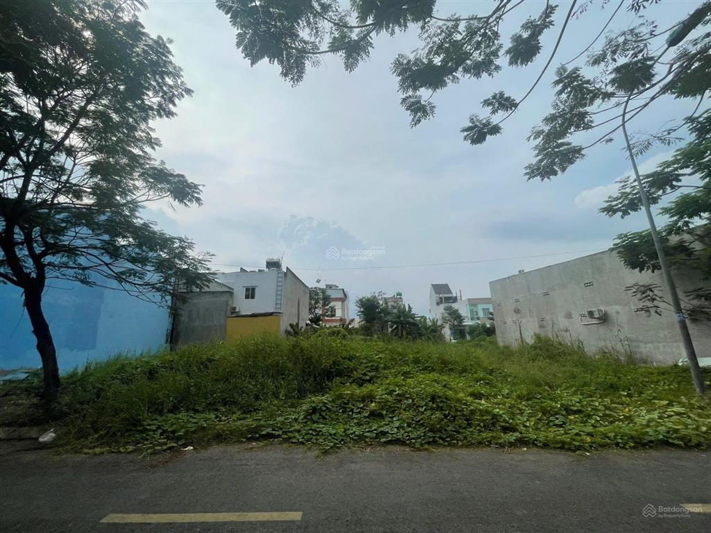 Bán đất nền 90m2 đối diện công viên ven sông tphcm giá 2 tỏi 250tr tại kdc nam sài gòn long hậu