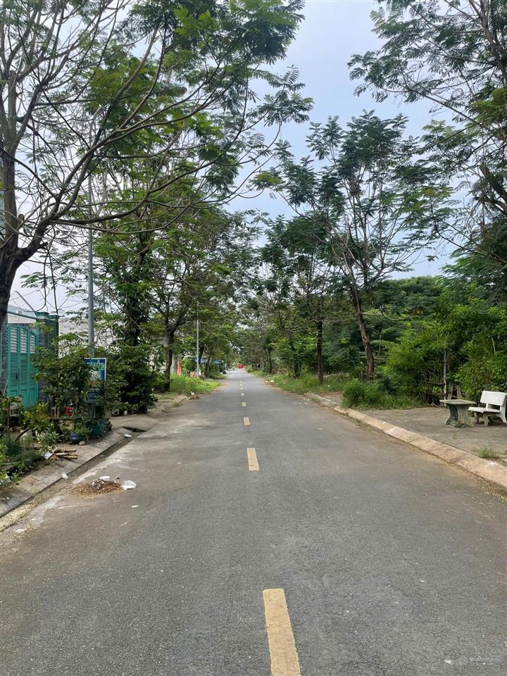 Bán đất nền 90m2 đối diện công viên ven sông tphcm giá 2 tỏi 250tr tại kdc nam sài gòn long hậu