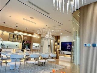 Căn hộ 3pn vòng cung biểu tượng sang trọng tại vinhomes golden river, quận 1