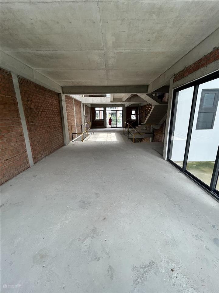 Nhà phố thương mại celesta avenue. cần bán 35tỷ45 tỷ