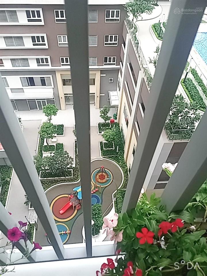 Căn hộ chung cư lavita charm 2 phòng ngủ, 2nvs mới, nội thất cao cấp, cách ga metro 10p đi bộ!