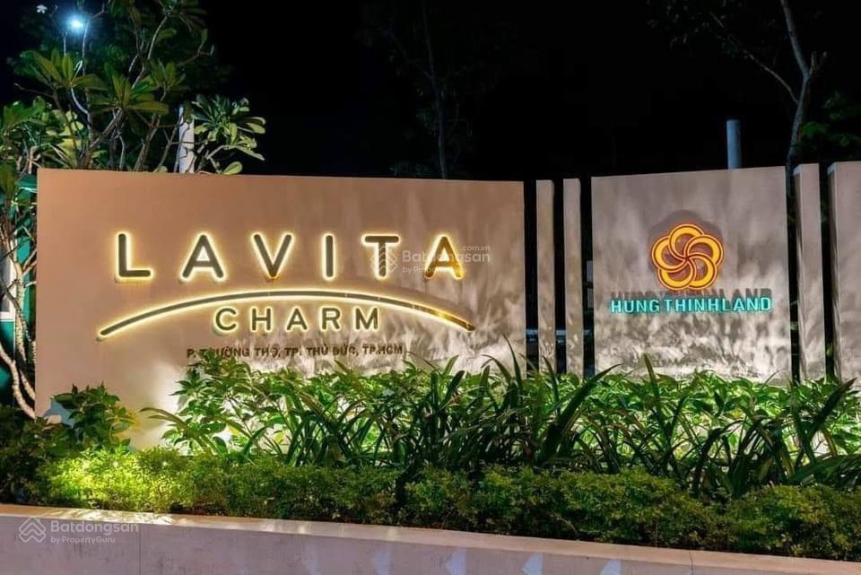 Căn hộ chung cư lavita charm 2 phòng ngủ, 2nvs mới, nội thất cao cấp, cách ga metro 10p đi bộ!